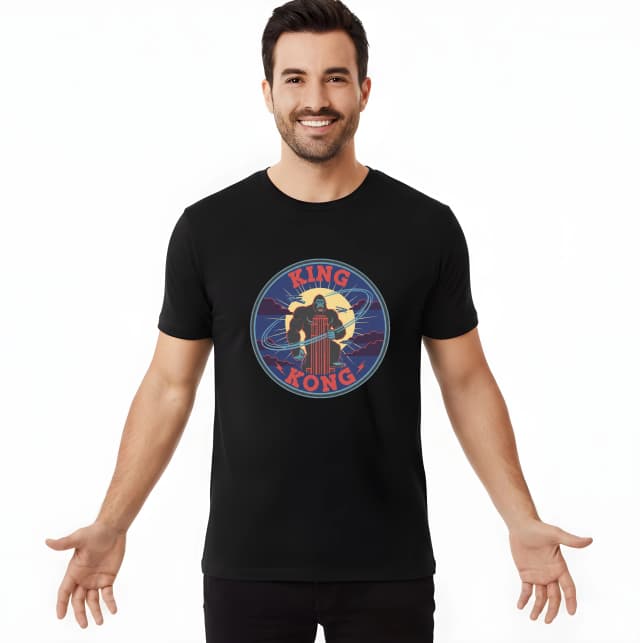 Férfi póló Legendás King Kong felhőkarcolón retro éjszakai jelvényben