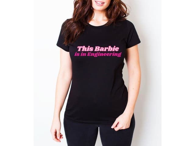 Barbie mérnök női póló