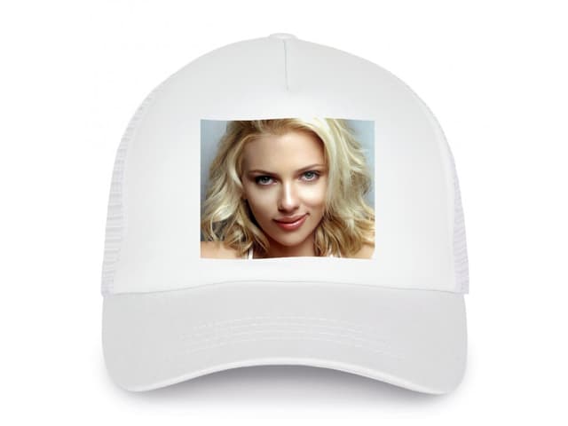 Scarlett Johansson gyerek sapka