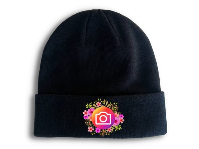 Kötött téli sapka Instagram virágok